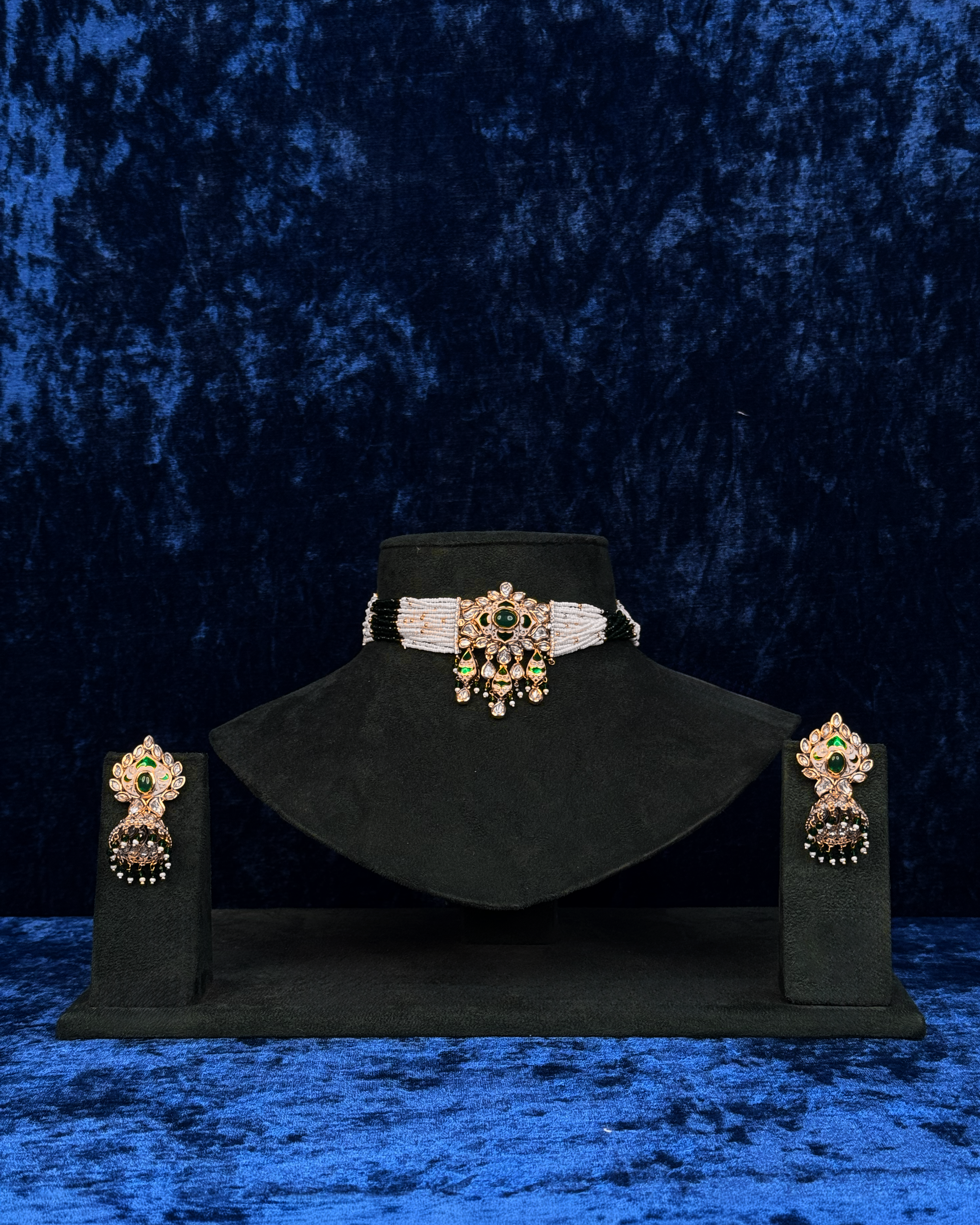 Emerald-Polki-jewellery-set