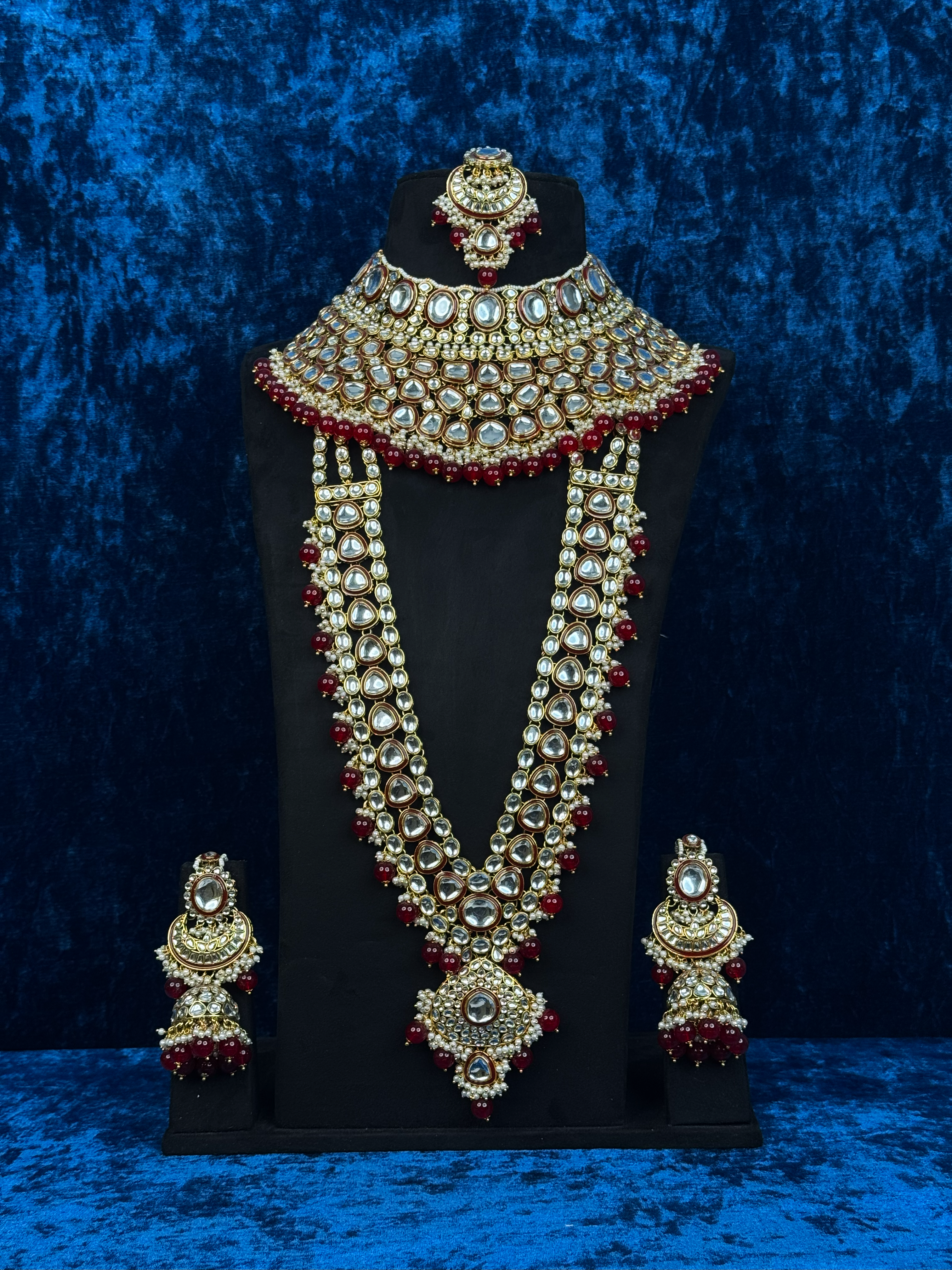 Heavy-bridal-necklace-set