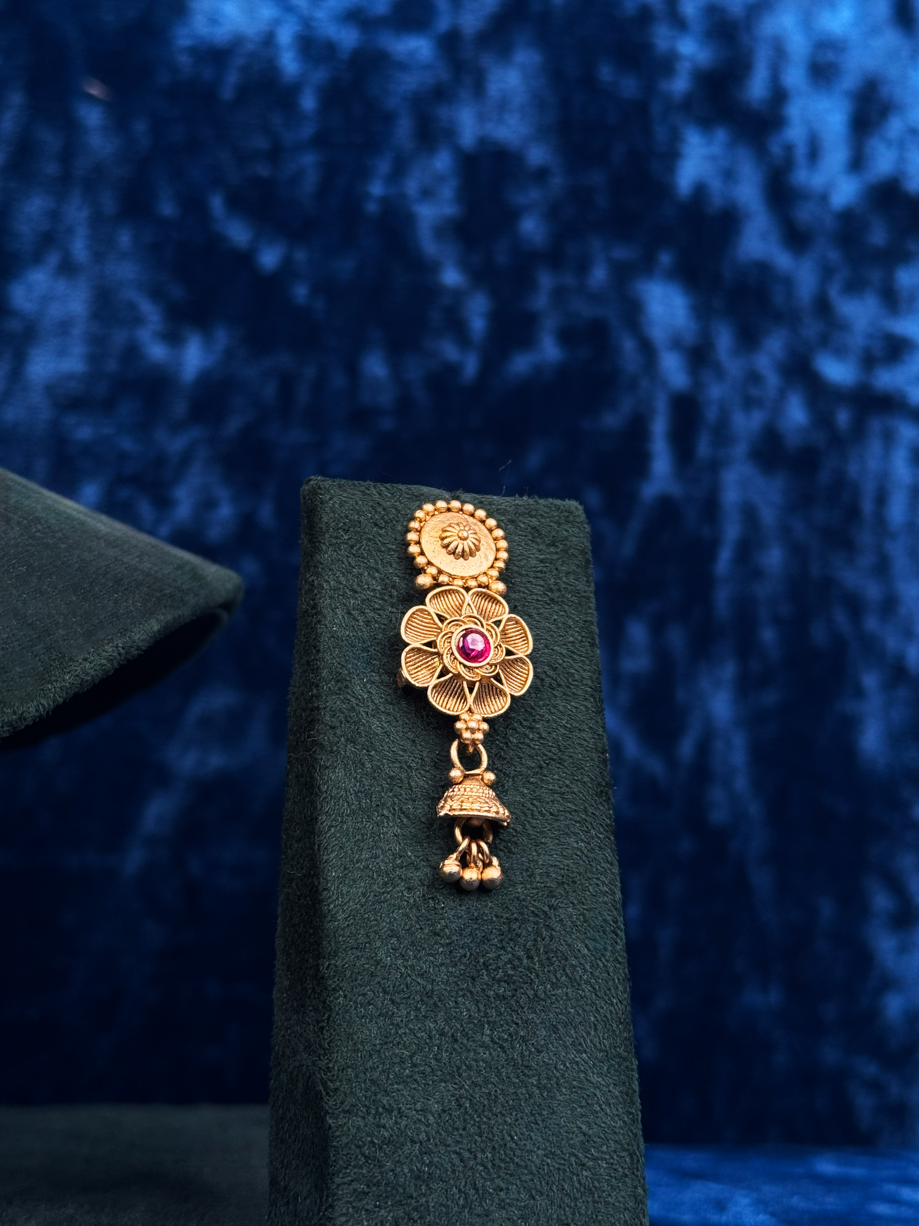 antique-gold-choker-set