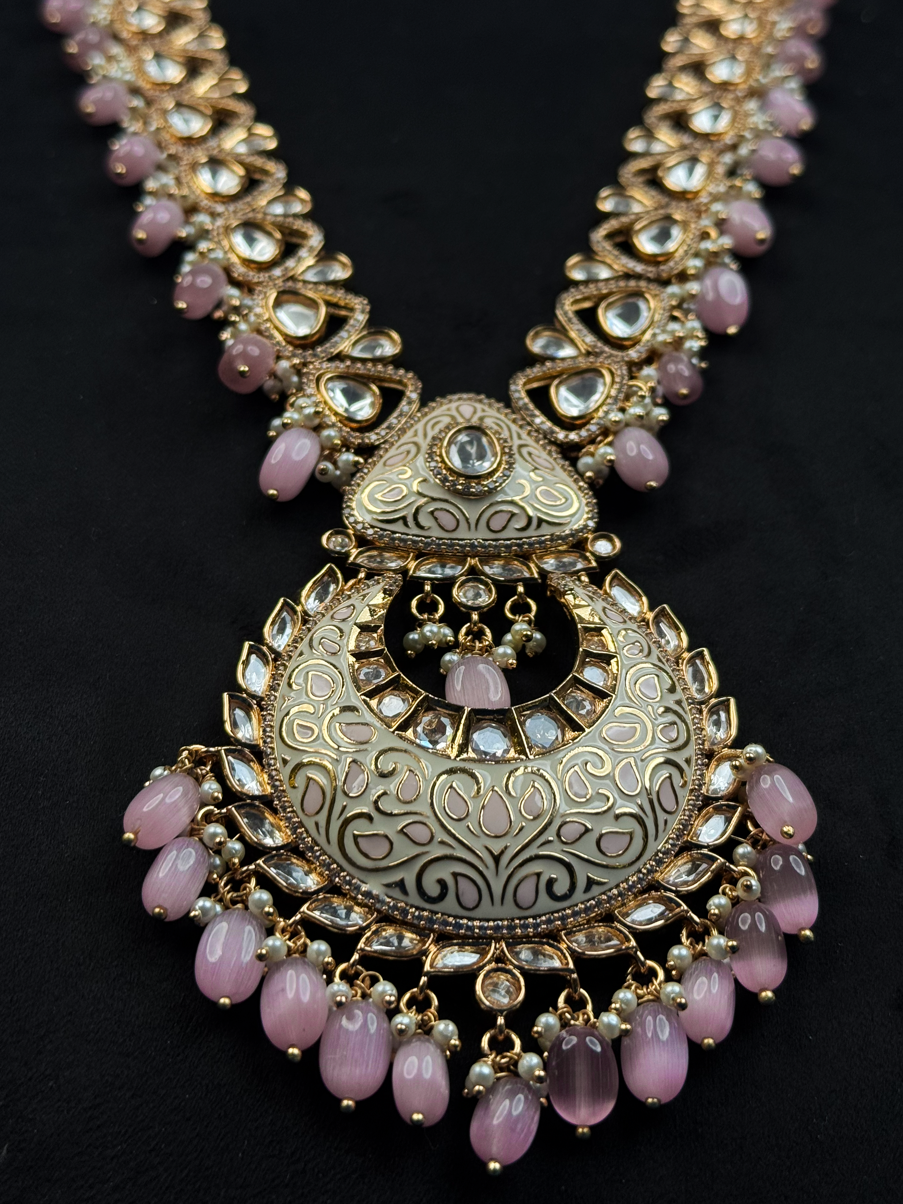 lavender-kundan-set