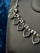silver-black-necklace-set