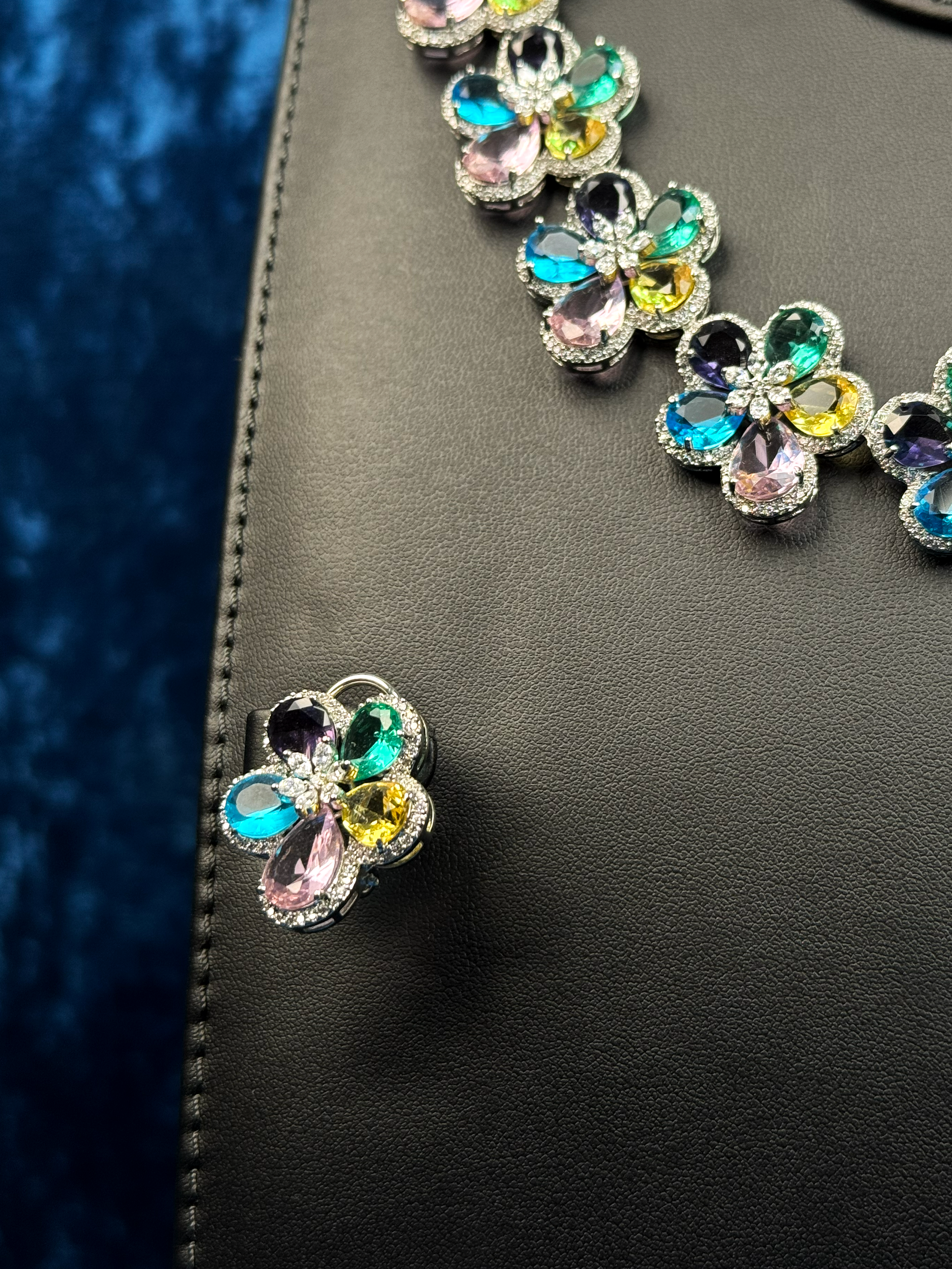 multicolour-necklace-set