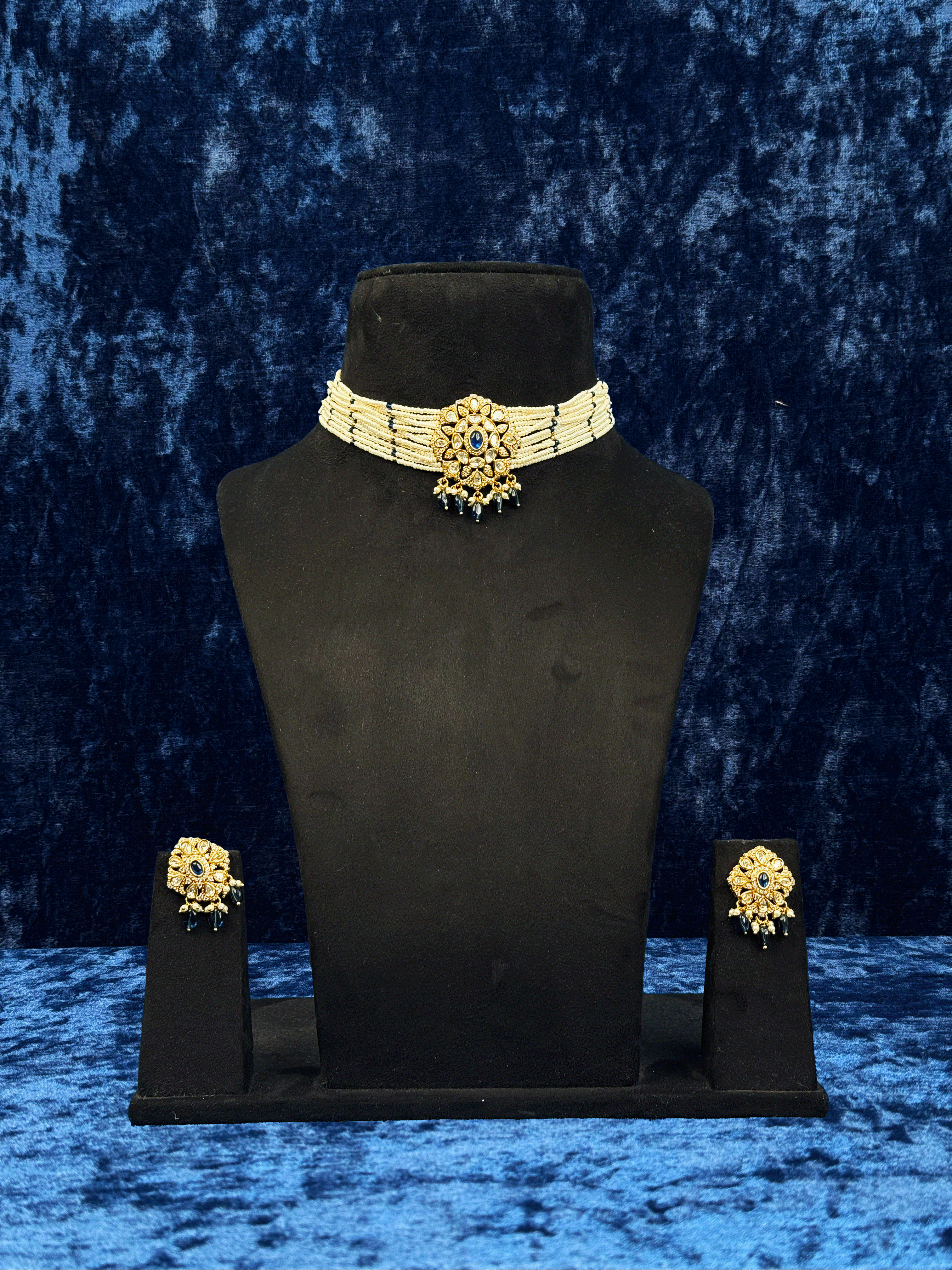 pearl-choker-jewellery